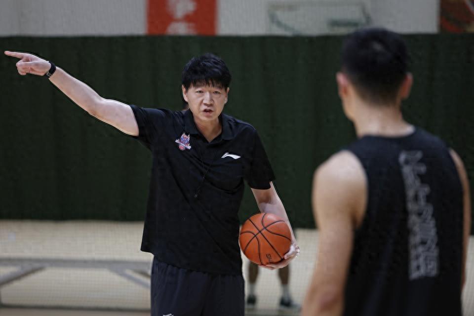 美媒盘点三名2027届NBA潜力新秀