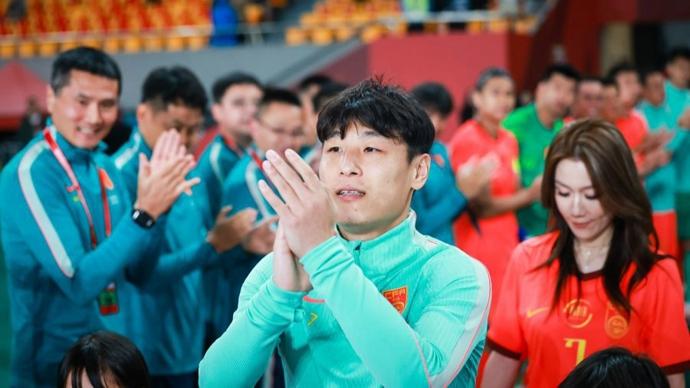 瓦塞尔:每个人的心态都是“不会去想本能做什么,本该发生什么”