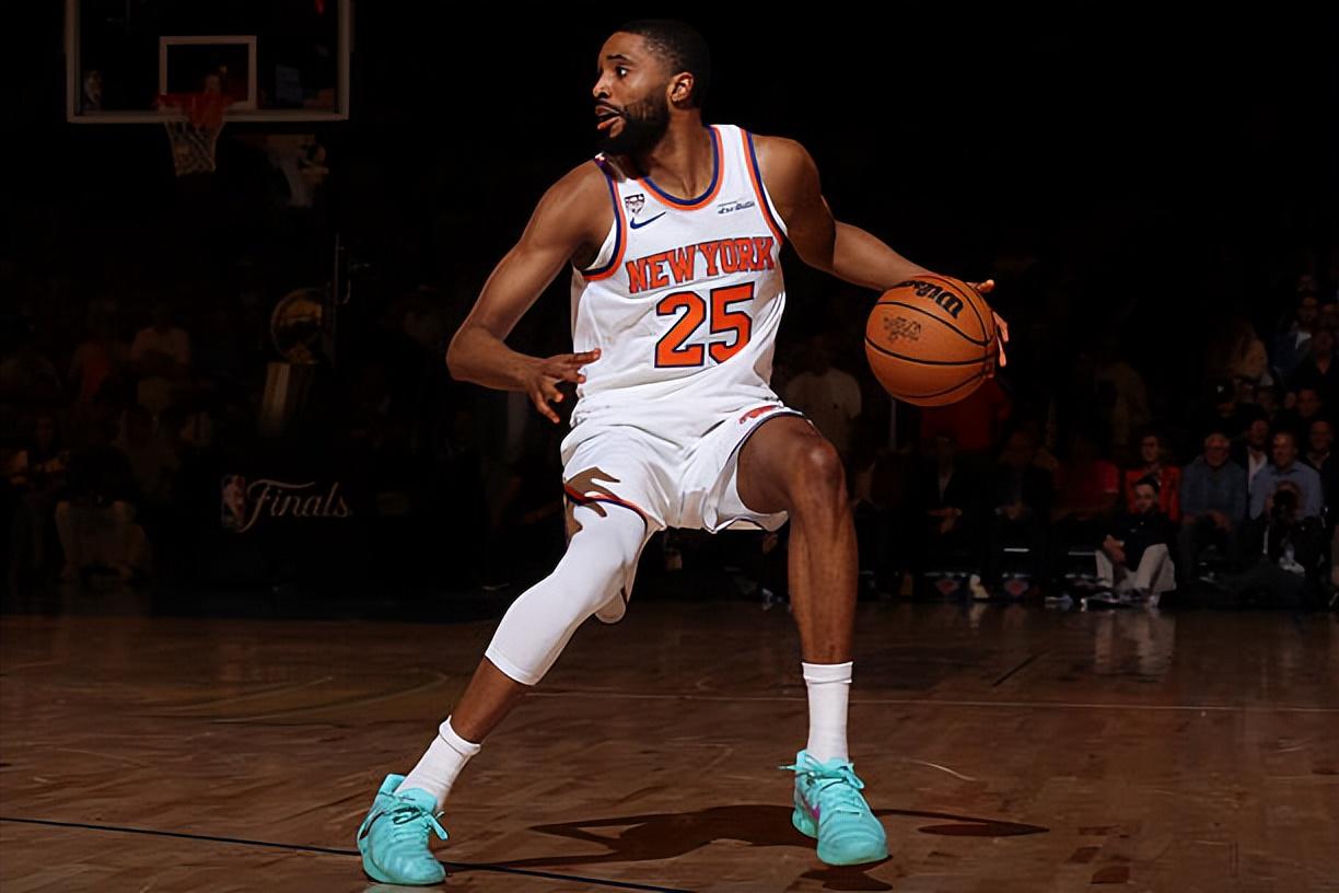 壹号娱乐-迈克·布朗的NBA冠军履历:尼克斯主帅有多少枚戒指?