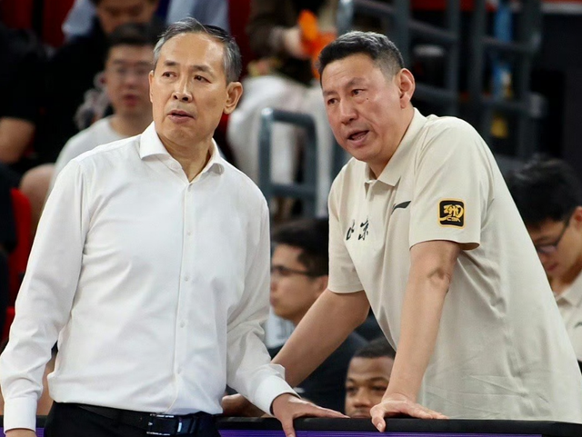 加盟尼克斯!直接宣布退役!生涯第二次错过总冠军