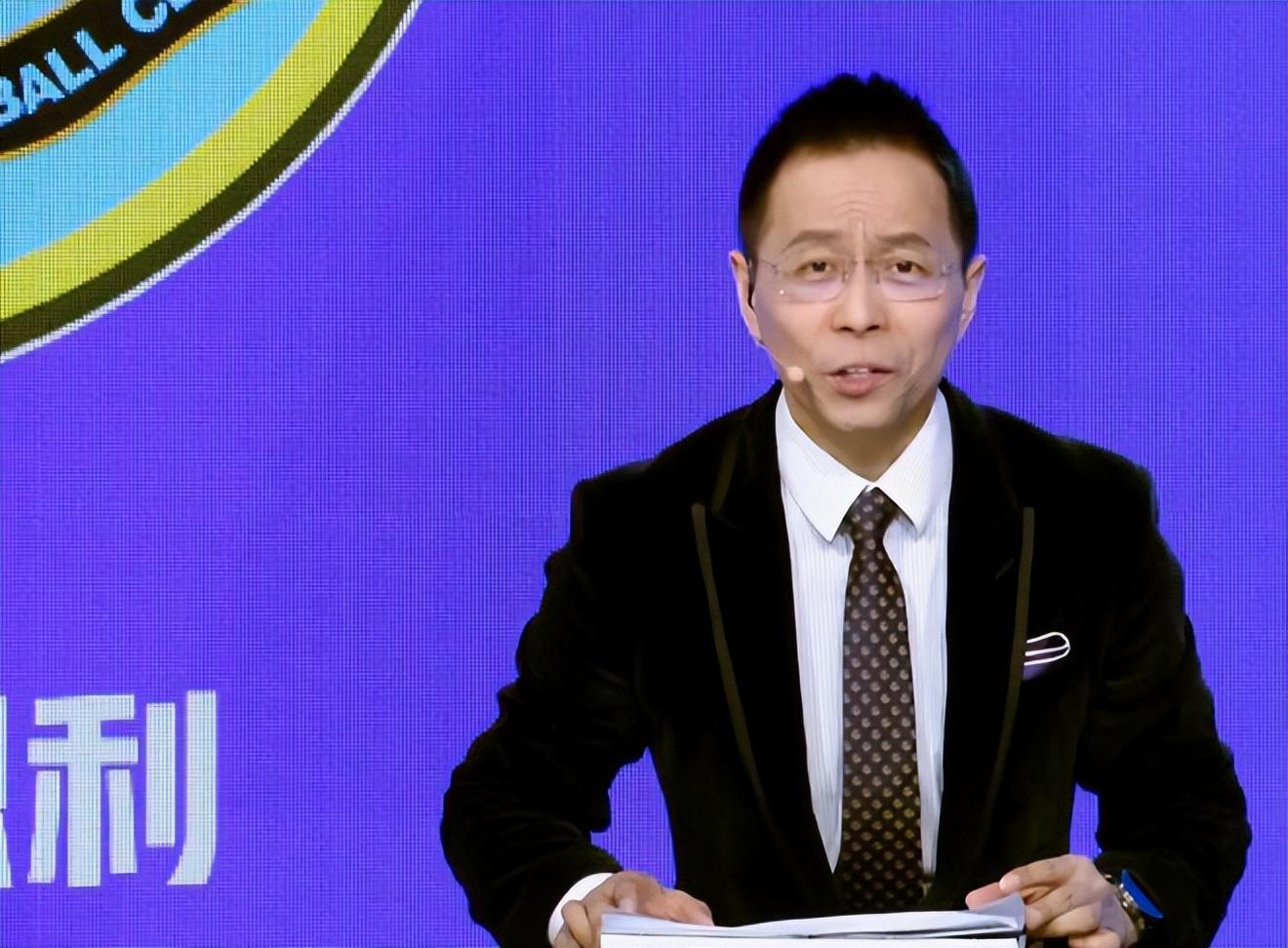 活塞步行者争夺特雷·墨菲三世
