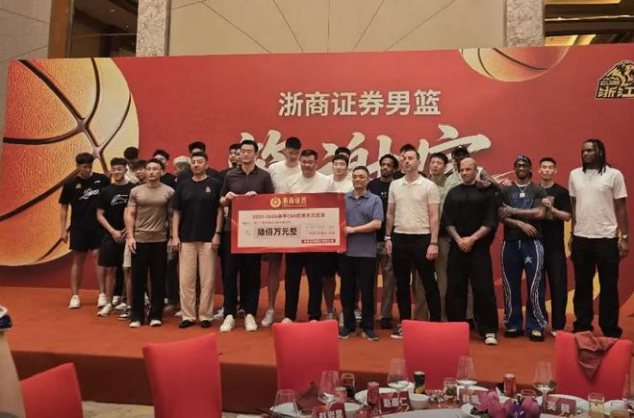 奥尼尔低头:巴克利说得对,布伦森就是历史最佳自由签约