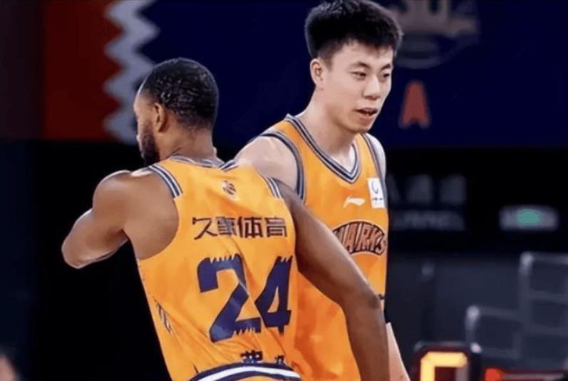 场均4分3板!五场总决赛下来,超级第六人的身价彻底打没了