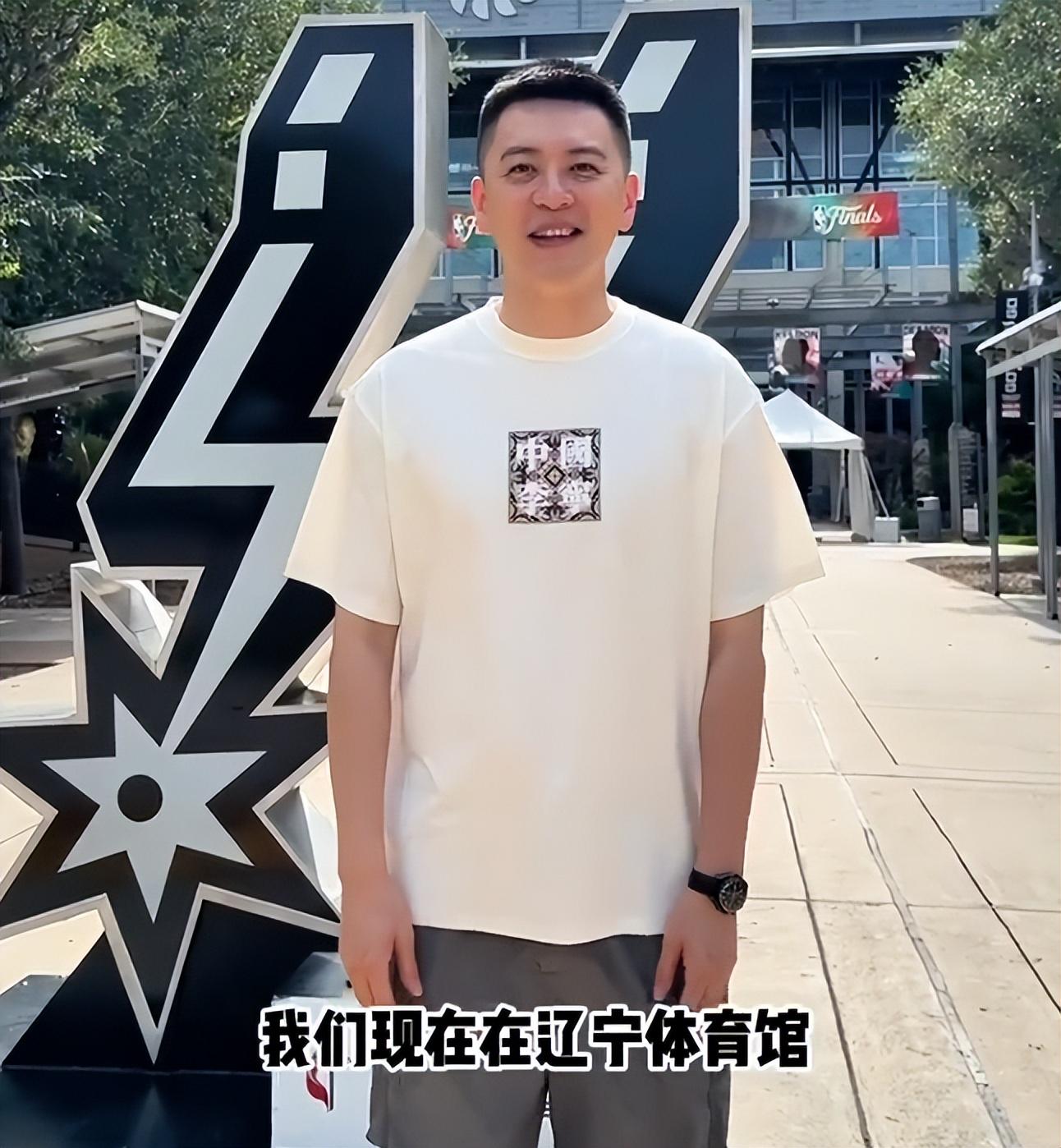 68岁临时工带进总决赛：金骑士换帅赌赢，西区黑马杀穿三强