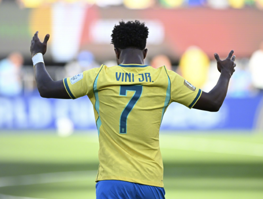 亚马尔斩获全场最佳，亨利公开质疑，真正功臣被FIFA所埋没