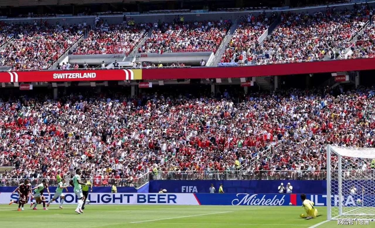 瑞士造点前疑似越位未给划线图，FIFA称为技术故障且并不越位