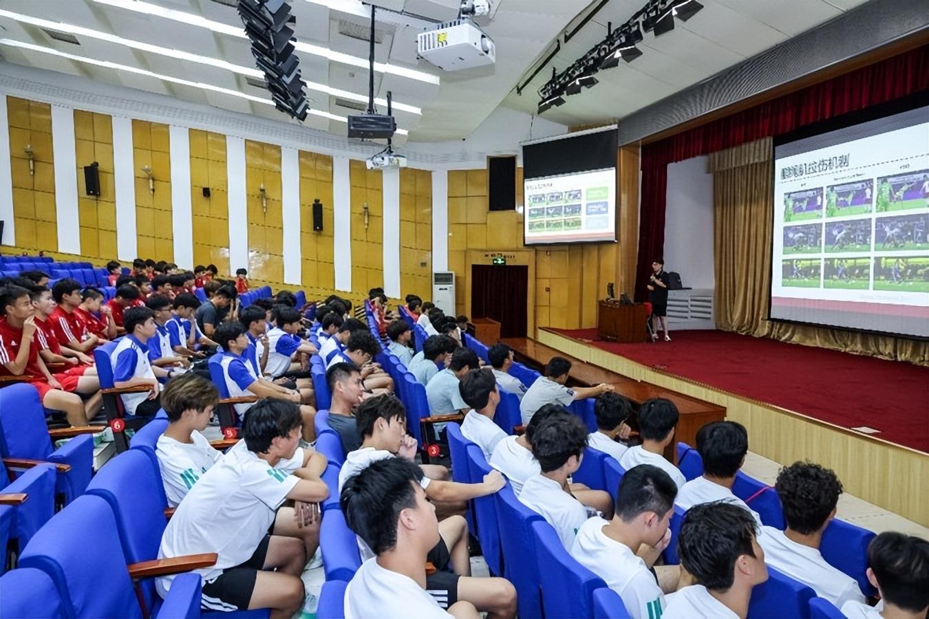 阿斯：迪奥曼德7次成功过人占据全队一半，姆巴佩、维尼修斯0过人